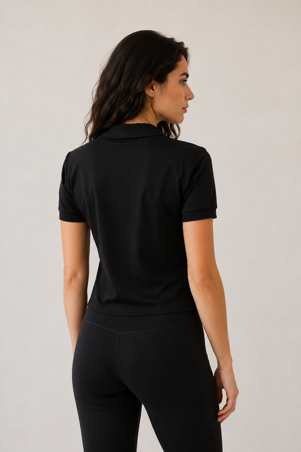 Siyah Polo Yaka Kadın T-Shirt